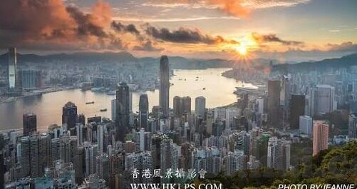 足球比分半全场胜负-足球比分半全场，洞察胜负玄机，领略绿茵魅力